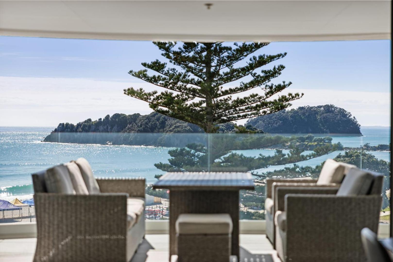 Oceanside Bliss - Absolute Beachfront - Uninterrupted Ocean Views With Pool Маунт-Маунгани Экстерьер фото