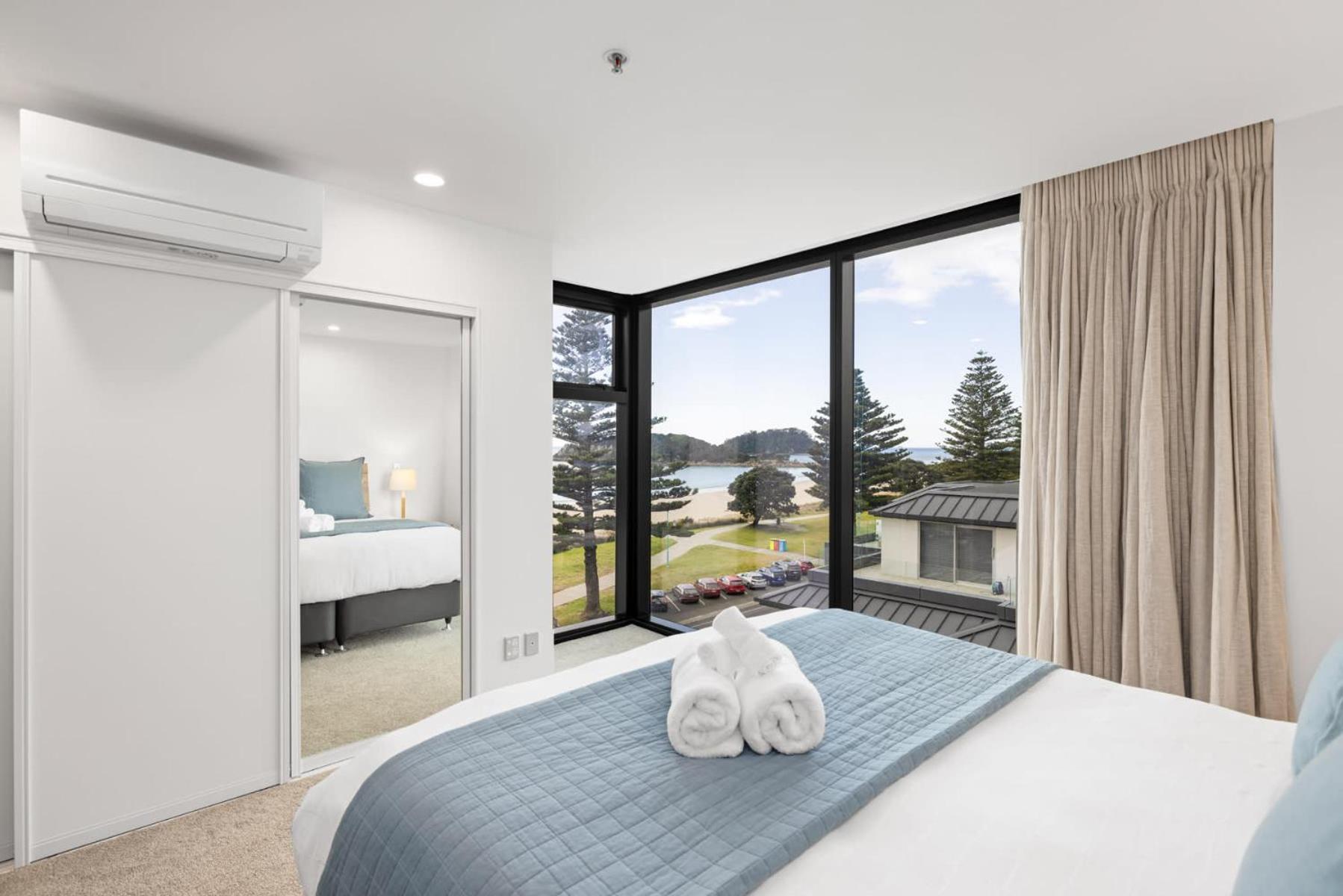 Oceanside Bliss - Absolute Beachfront - Uninterrupted Ocean Views With Pool Маунт-Маунгани Экстерьер фото